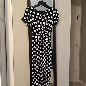 White and black polka dot stretch maternity